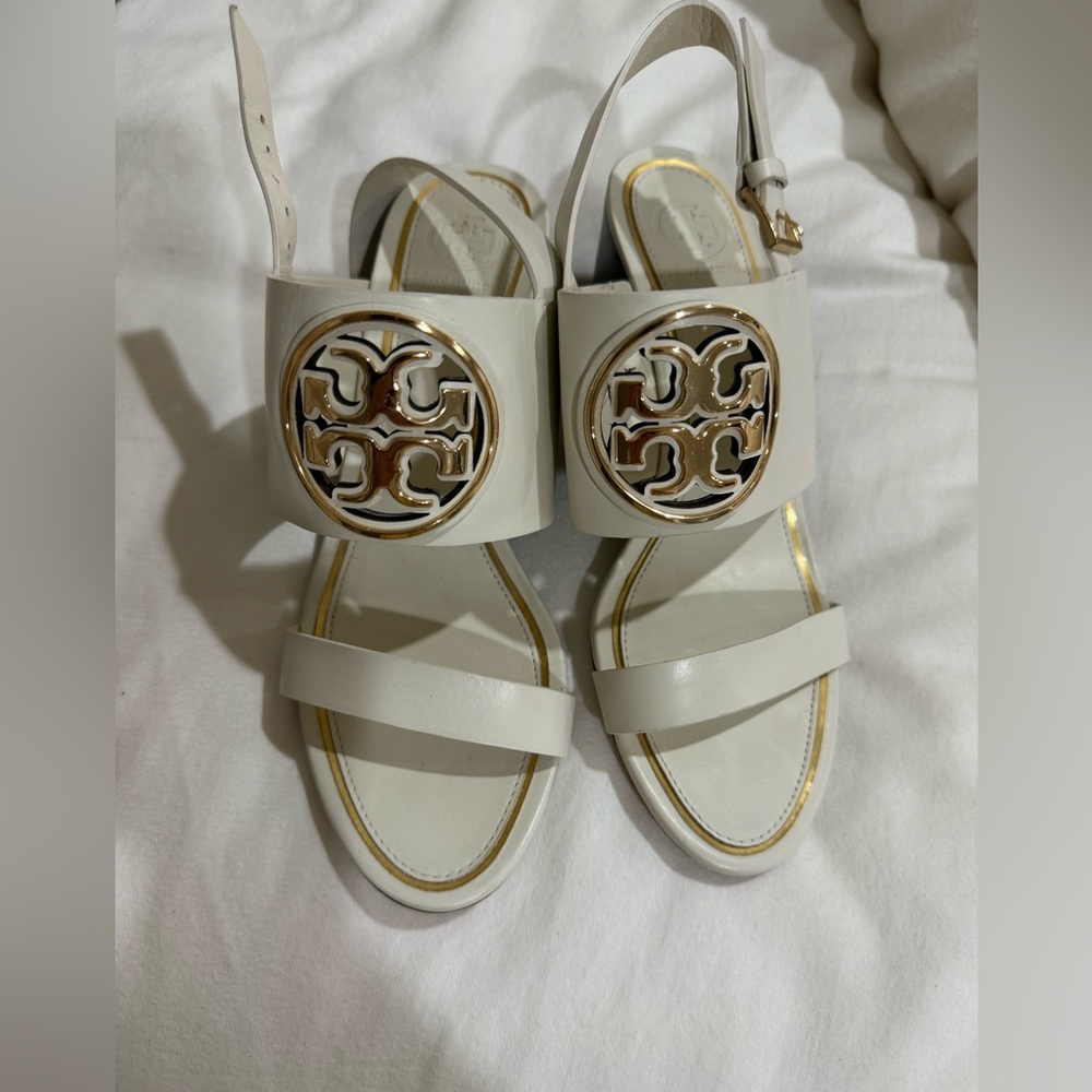 Tory Burch Wedges-white/gold